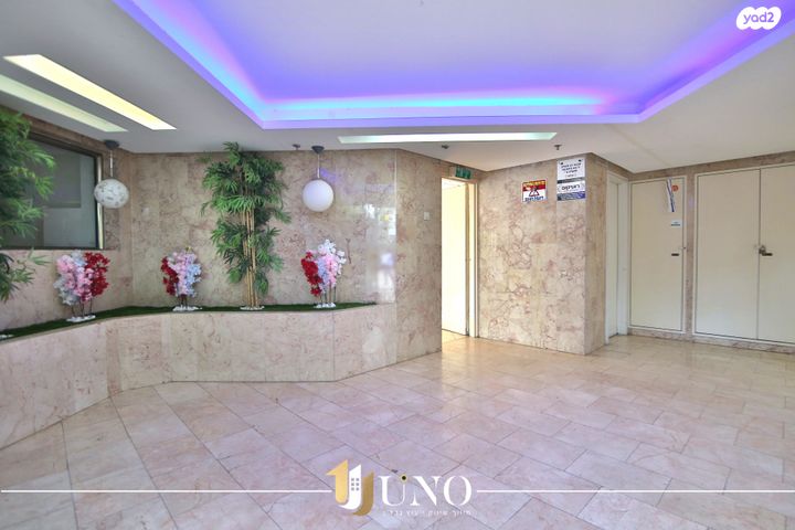 גג/ פנטהאוז, החשמונאים 31, מוצקין הותיקה, קרית מוצקין