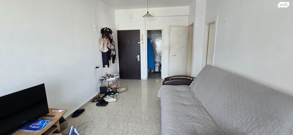 דירה, הגיבורים, חיפה