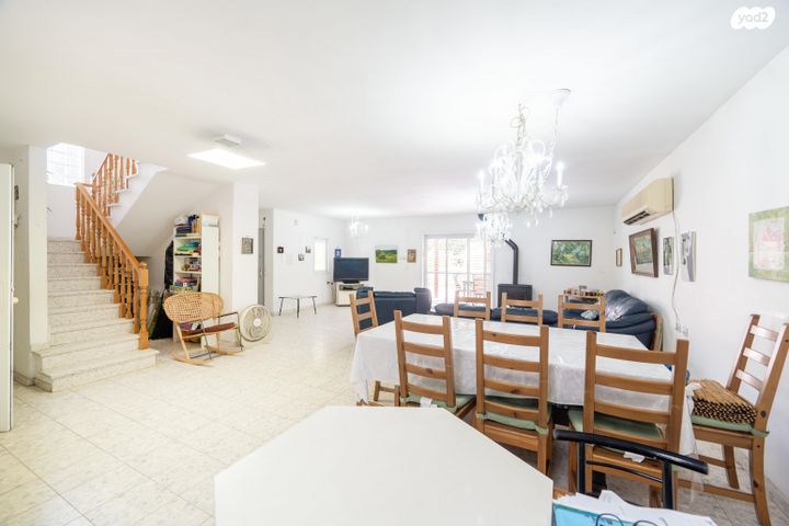 דו משפחתי, רש"י, קרית אונו