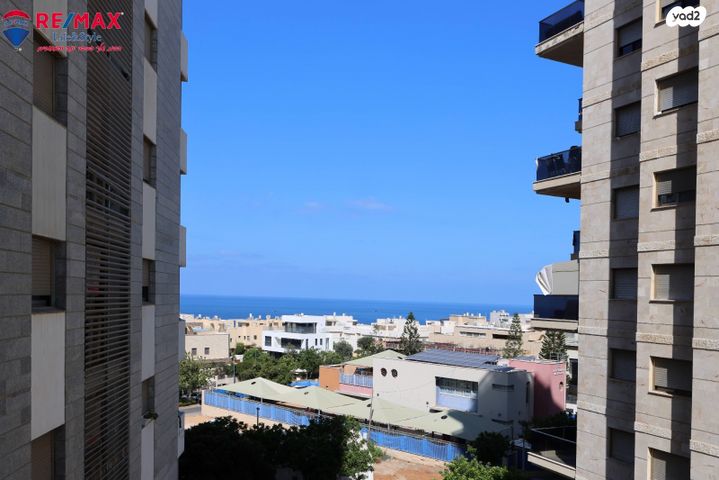 דירה, נתניה