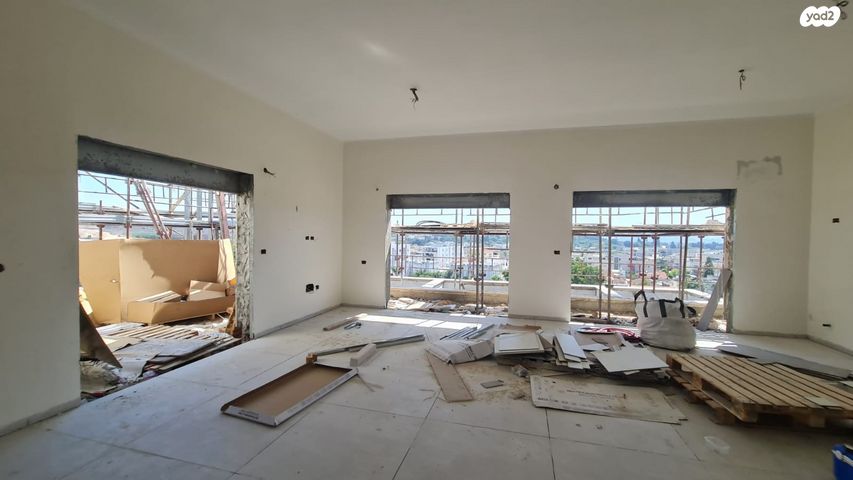 גג/ פנטהאוז, מרכז העיר, קרית אתא