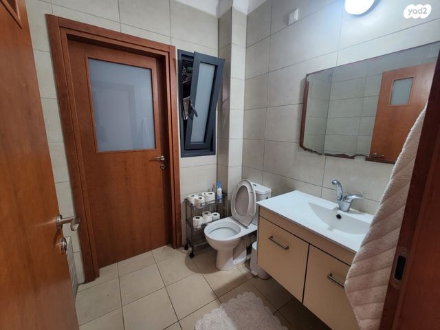 דירה, נרקיס, הפרחים, חריש