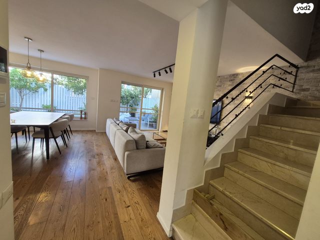 בית פרטי/ קוטג', התפוח, קדימה צורן