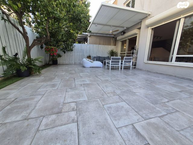 בית פרטי/ קוטג', התפוח, קדימה צורן