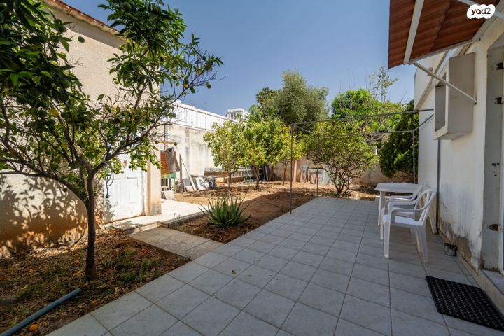 דו משפחתי, רש"י, קרית אונו