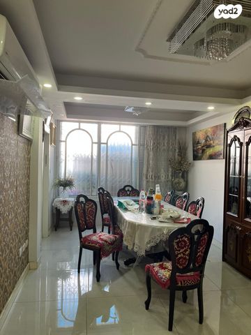 דירת גן, זולצר, קרית שלום, תל אביב יפו