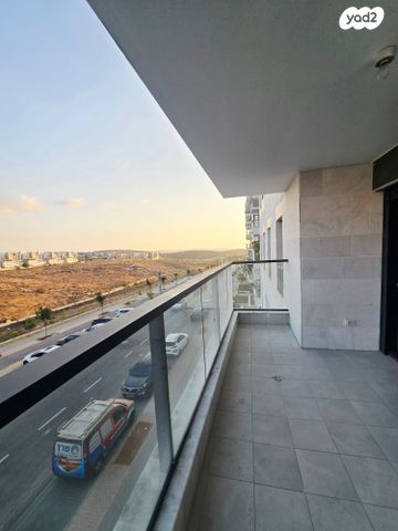 דירה, גולדה מאיר, מורשת, מודיעין מכבים רעות