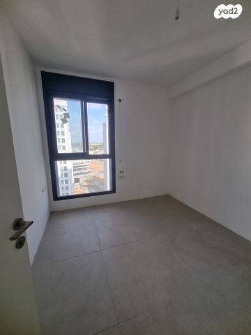 דירה, יונה וולך 7, גרין פארק החדשה, הוד השרון