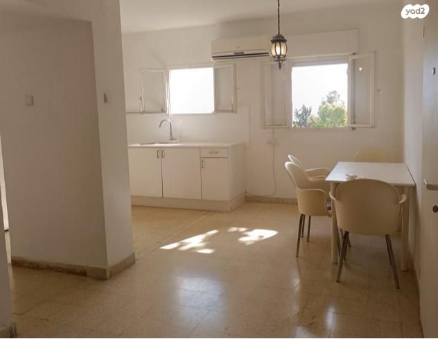 אינטרנשיונל 