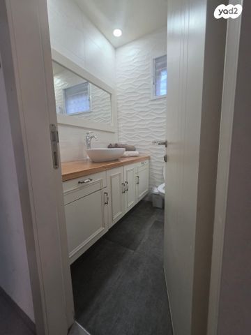 דירת גן, השופטים, אחוזת כנרת, טבריה