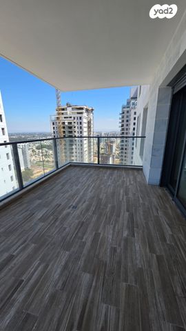 דירה, נוף הטיילת, נתניה