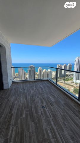 דירה, נוף הטיילת, נתניה