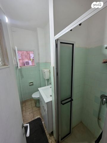 דירה, ברנדייס, רמב"ם, ראשון לציון