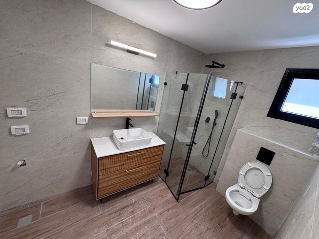 דירה, נגבה, בת ים