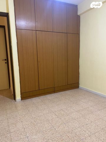 דירה, נפתלי אימבר, חיפה