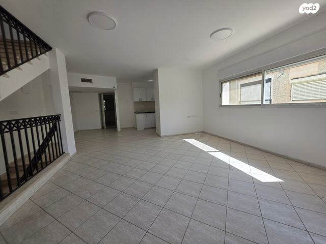 דו משפחתי, קרפל ליפא, קרית חיים מערבית, חיפה