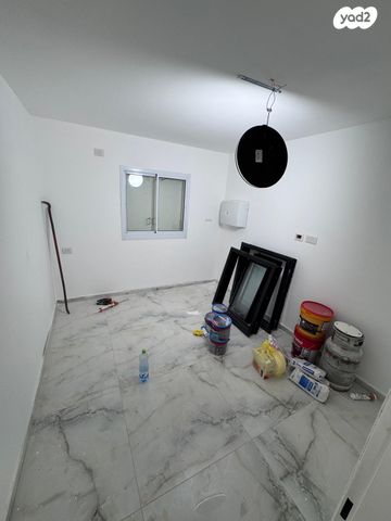 דירה, נגבה, בת ים