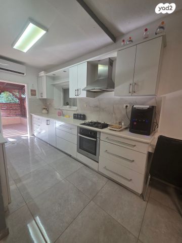 דירת גן, השופטים, אחוזת כנרת, טבריה