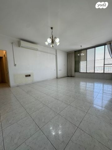 דרך יד לבנים 