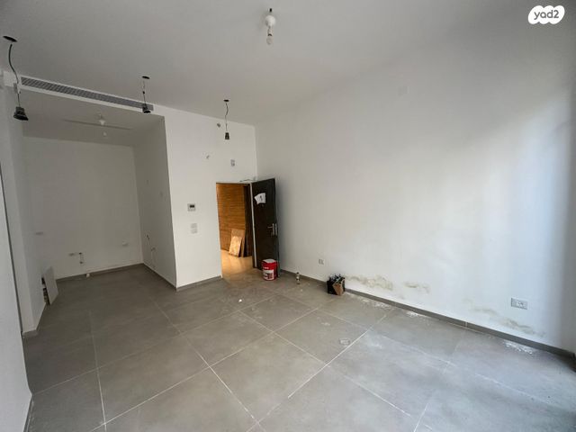 דירה, שדרות ודג'ווד, מרכז הכרמל, חיפה