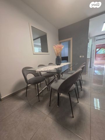 דירת גן, השופטים, אחוזת כנרת, טבריה