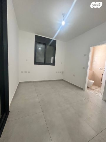 דירה, יפה ירקוני, דרום חדש, פארק הים, בת ים