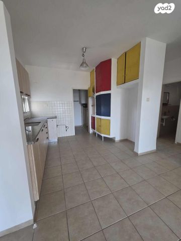 דירה, שער הגיא, רמת רבין, כרמיאל