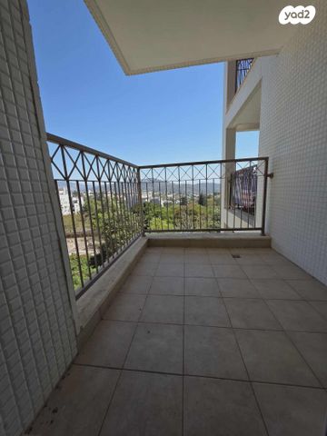 דירה, שער הגיא, רמת רבין, כרמיאל