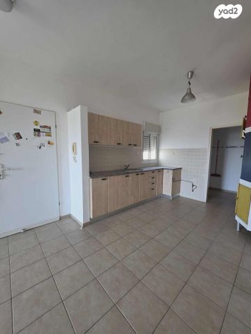 דירה, שער הגיא, רמת רבין, כרמיאל