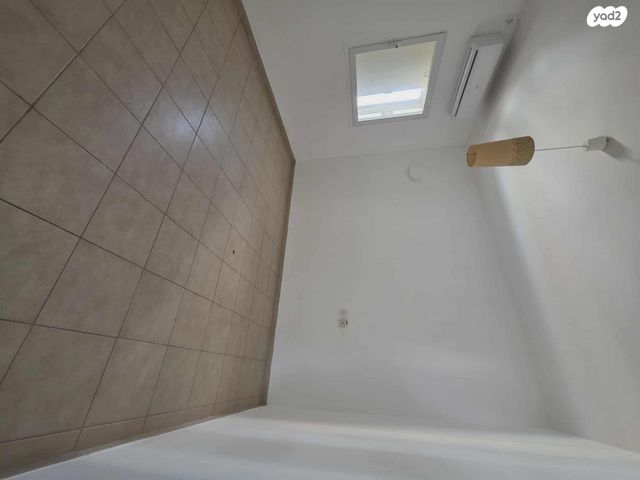 דירה, שער הגיא, רמת רבין, כרמיאל