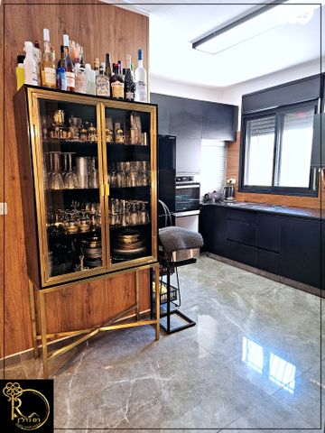 דירת גן, האלמוג, נופי סלע, מעלה אדומים