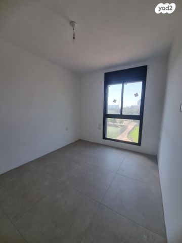 דירה, יונה וולך 7, גרין פארק החדשה, הוד השרון