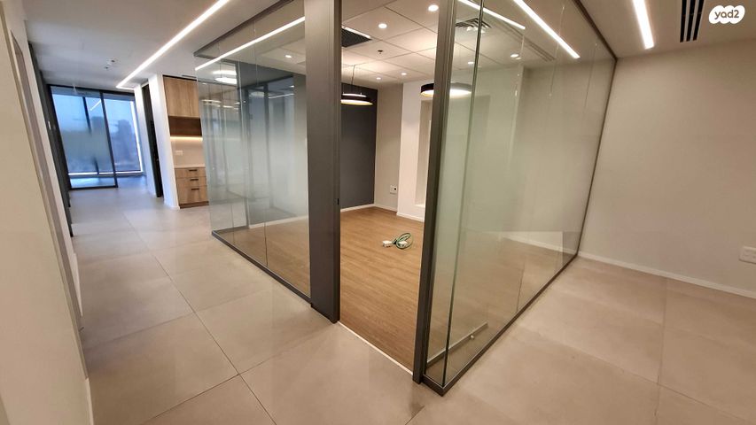 משרדים, דרך זאב ז'בוטינסקי 61, סטארטסיב / רמת סיב, פתח תקווה