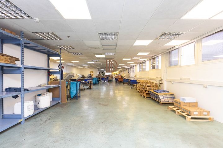 מבני תעשיה, האופן, פתח תקווה