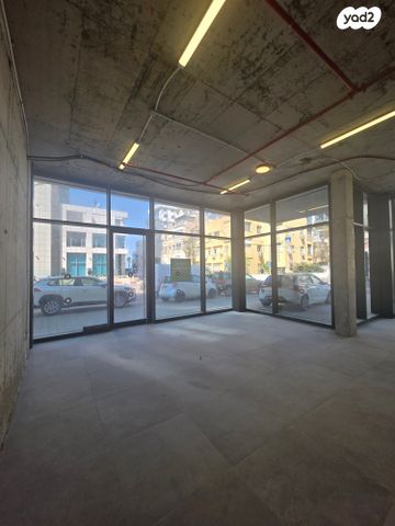 חנויות/ שטח מסחרי, הירקון 18, כרם התימנים, תל אביב יפו