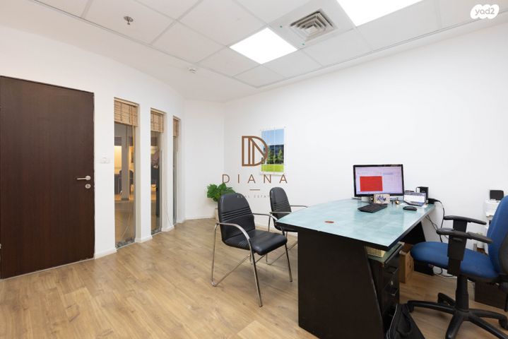 מבני תעשיה, האופן, פתח תקווה