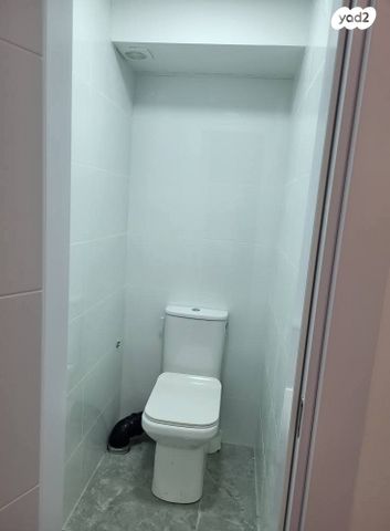 משרדים, הרצל, ראשון לציון