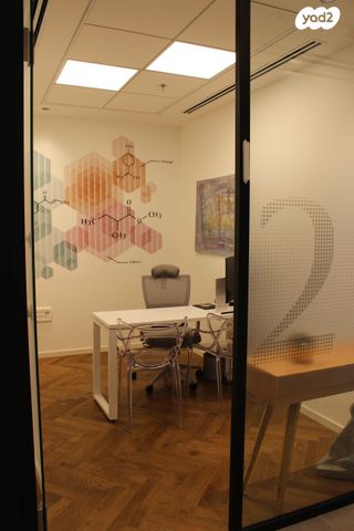 משרדים, רעננה