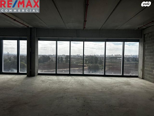 משרדים, החרש 15, אזור תעשיה נווה נאמן, הוד השרון