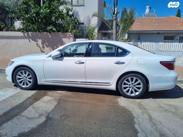 מודעת רכב לקסוס LS