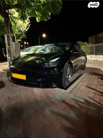טסלה מודל 3