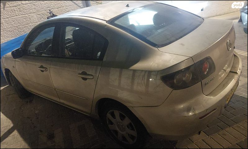 מאזדה 3