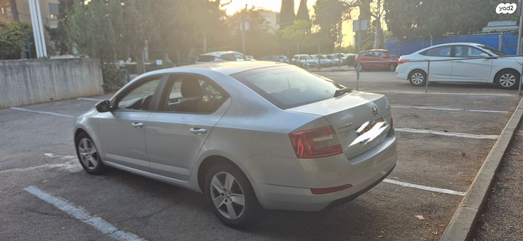 סקודה אוקטביה