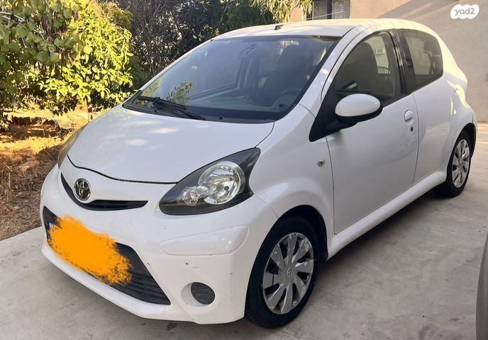 מודעת רכב טויוטה אייגו