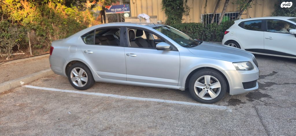 סקודה אוקטביה