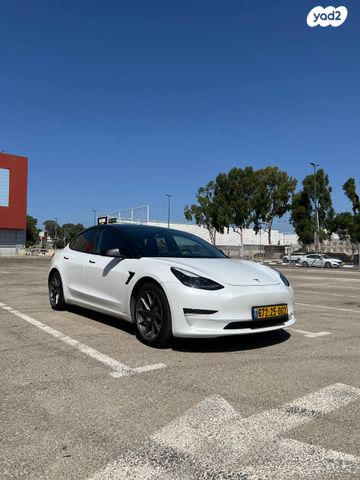 מודעת רכב טסלה מודל 3