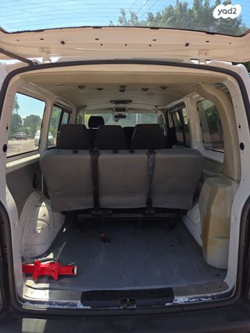 מודעת רכב פולקסווגן טרנספורטר