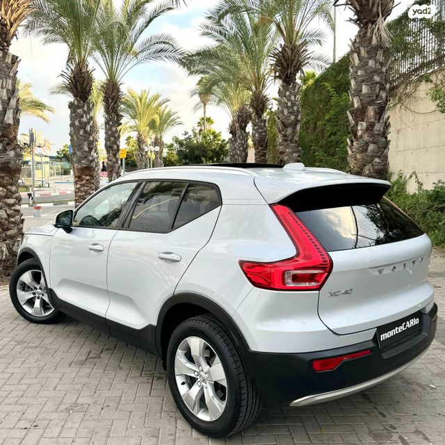 מודעת רכב וולוו XC40 2