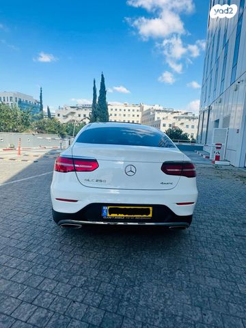 מרצדס-בנץ GLC קופה