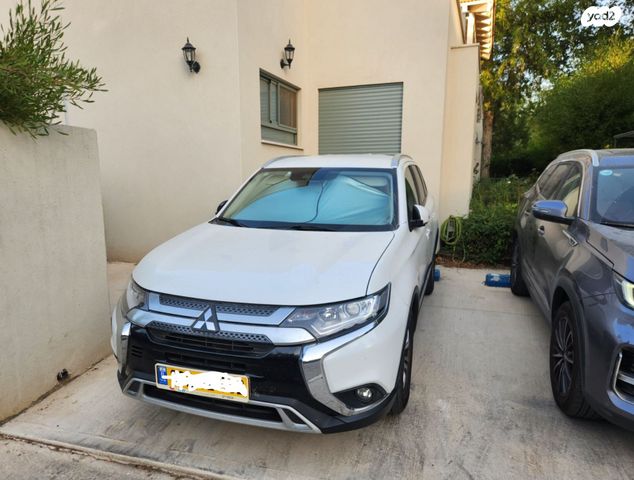 מודעת רכב מיצובישי אאוטלנדר